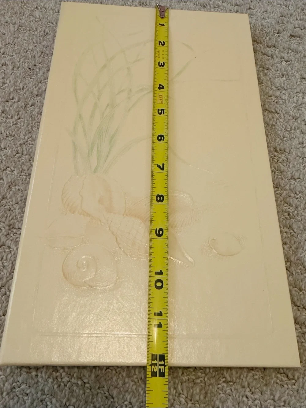Vintage Hallmark 1982 Embossed Ivory Seashell Photo Album Holds 48 Pics 3.5 x 5